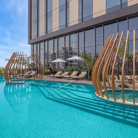 Radisson Blu Hotel & Spa, Nashik Exterior photo